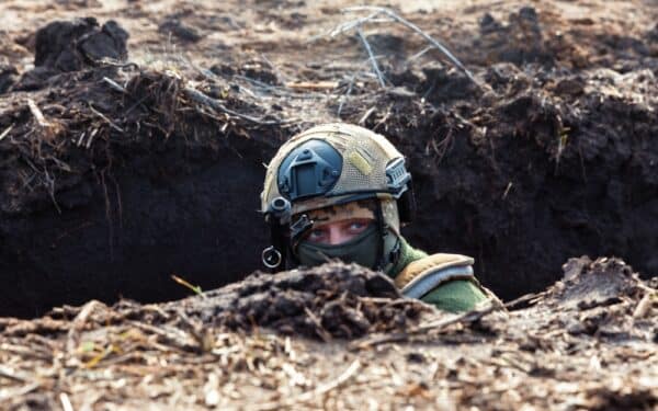 Ukrainian solider (via Shutterstock)