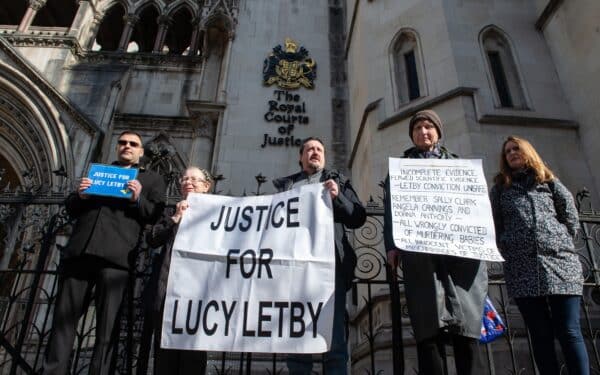 Supporters of ex-nurse Lucy Letby (Thomas Krych/ZUMA Press Wire via Alamy)