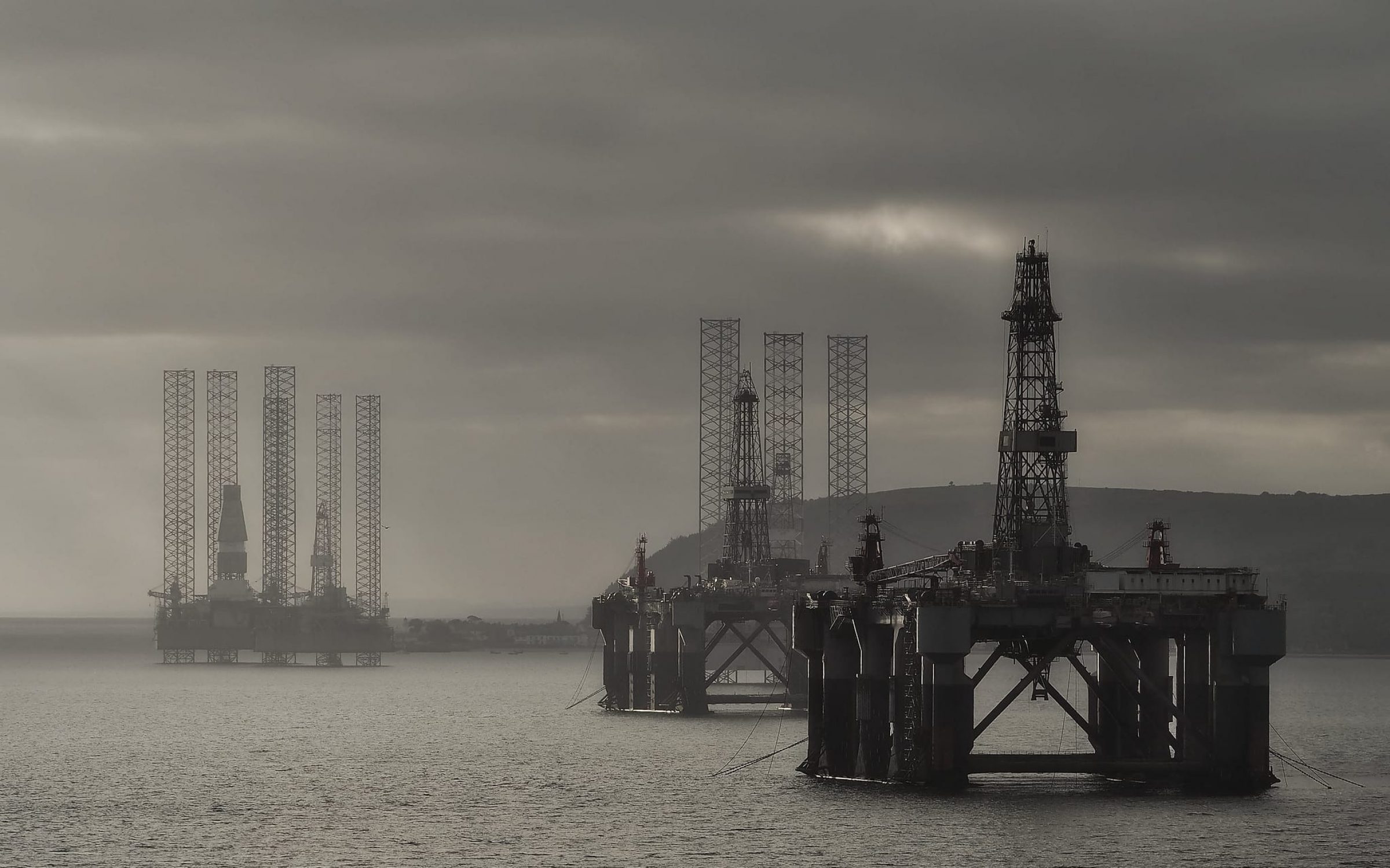 Cromarty Firth oil rigs. Flickr/joiseyshowaa