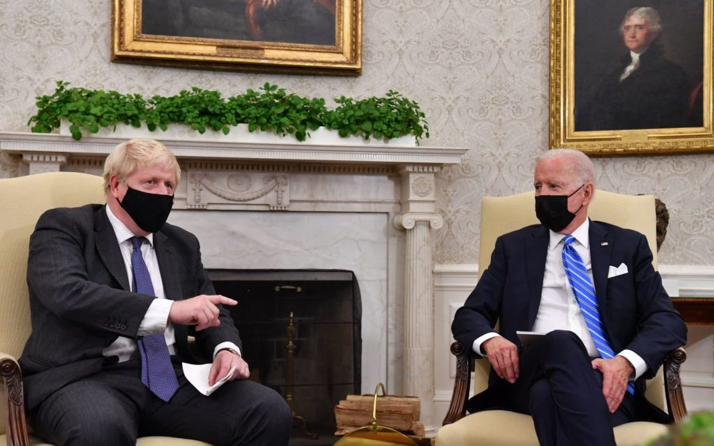 Boris Johnson and Joe Biden sat in the White House