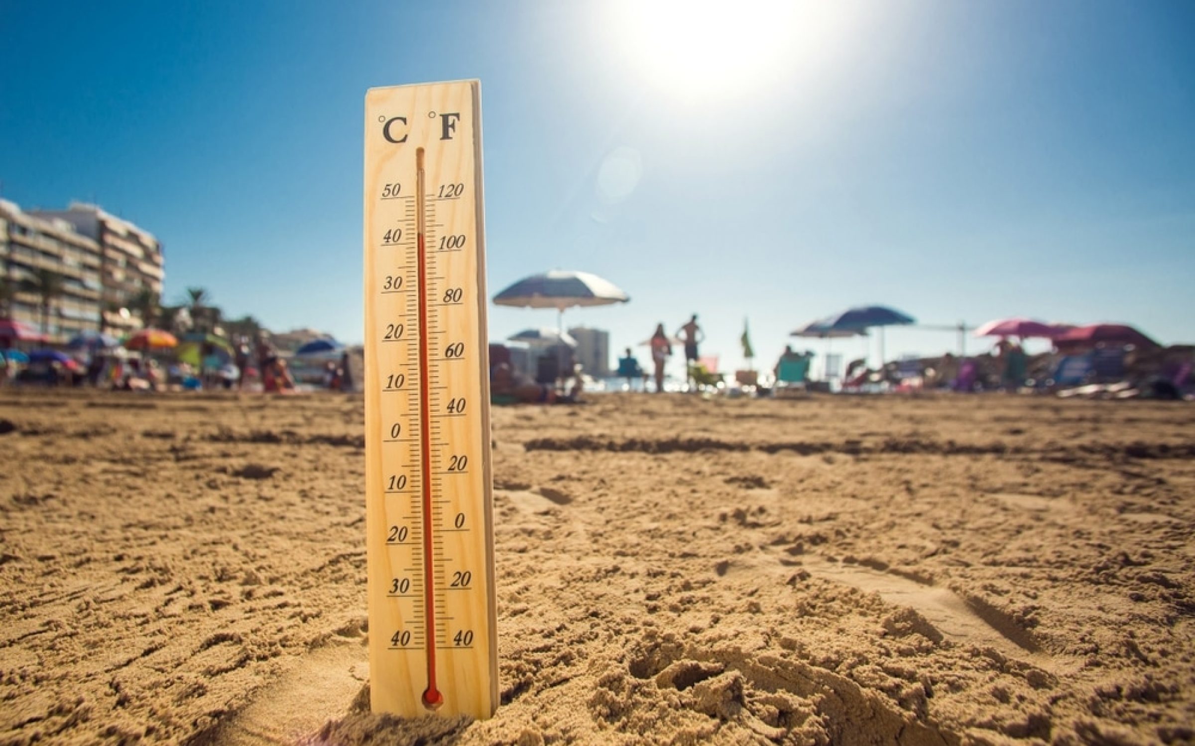Самая жаркая страна в этом году. Жара в Испании. Аномальная жара в Европе. Экстремальная жара. Жарко в Турции.