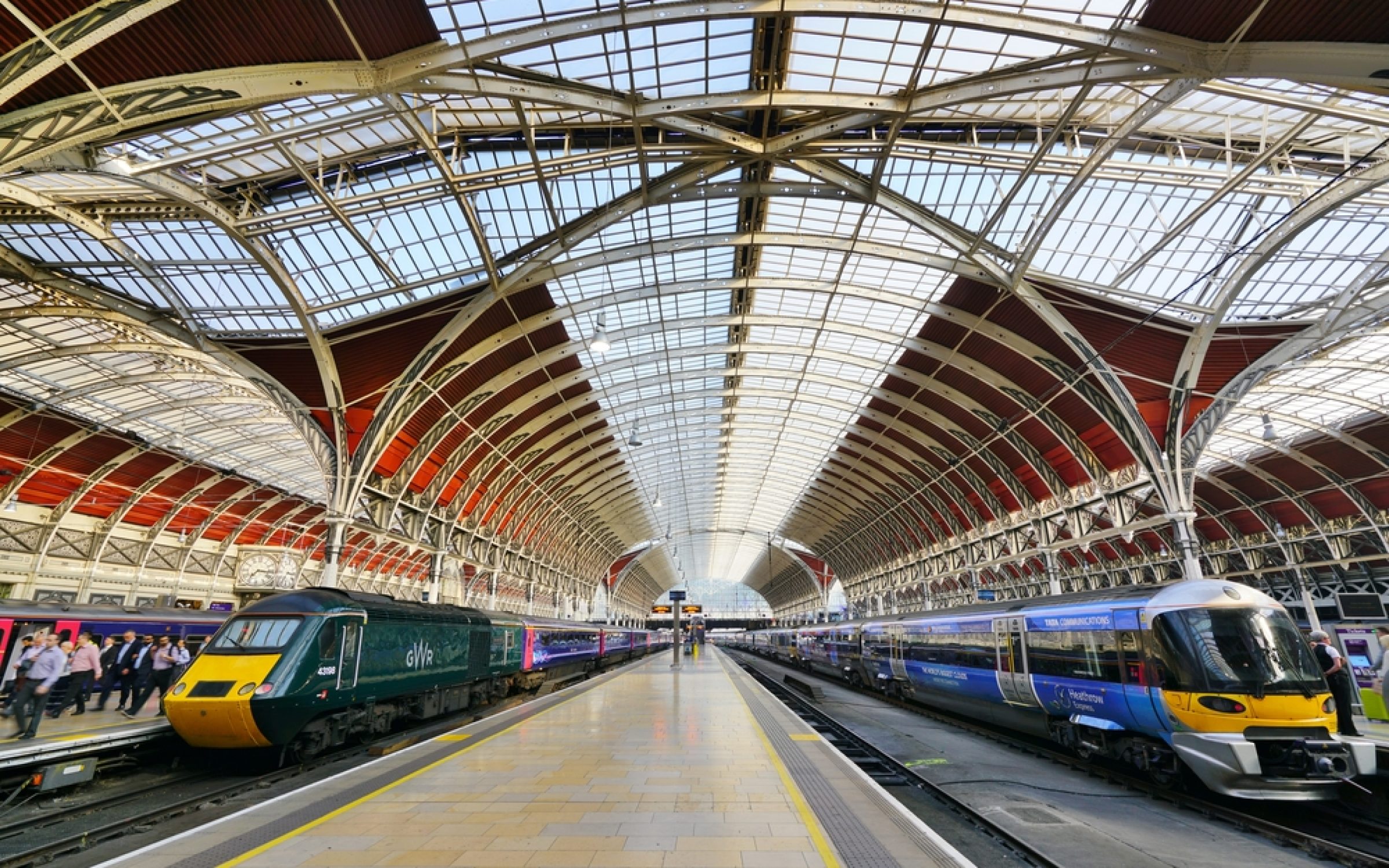 London paddington station - public transport, trains